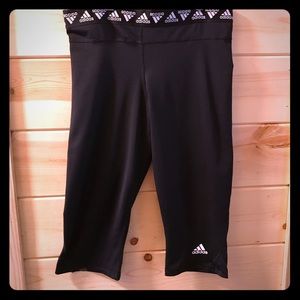 Adidas women’s cropped leggings